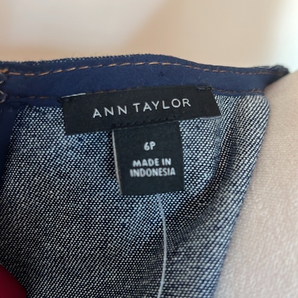 Ann Taylor Classic Dark Wash Denim Blue Mini Short Sleeve Dress Size 6P - Picture 9 of 10